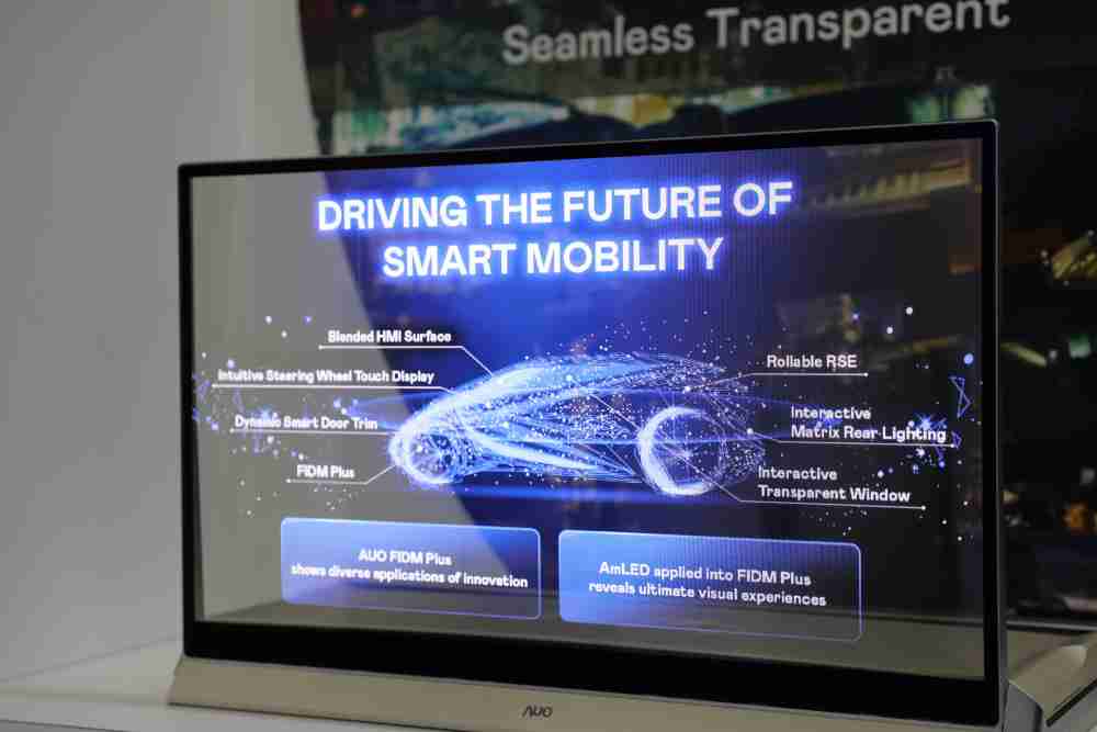 z6mg·人生就是博凭借着超高亮度和透明度，，这款30吋透明Micro LED显示器在AR系统与智慧零售具有潜在的应用价值。。。。